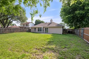 4756 Hollow Tree Dr, Arlington, TX 76018 - Photo 28