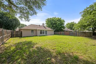 4756 Hollow Tree Dr, Arlington, TX 76018 - Photo 30