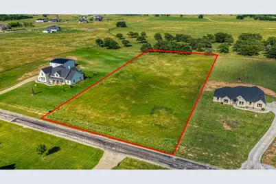 2013 Swallowtail Ct, Poolville, TX 76487 - Photo 2
