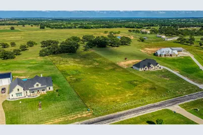 2013 Swallowtail Ct, Poolville, TX 76487 - Photo 12