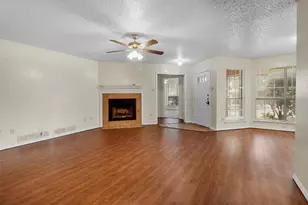 713 Penn Pl, Cedar Hill, TX 75104 - Photo 4