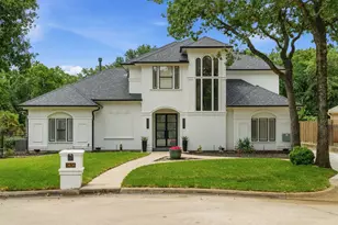 3636 Chateaux Ln, Hurst, TX 76054 - Photo 1