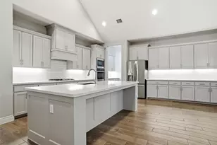 1001 Myers Park Trail, Roanoke, TX 76262 - Photo 8