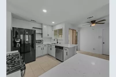 1315 Silver Maple Drive, Carrollton, TX 75007 - Photo 6