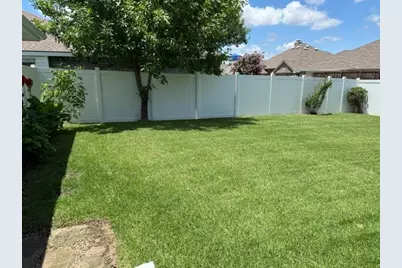 1315 Silver Maple Drive, Carrollton, TX 75007 - Photo 34