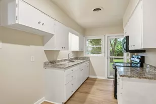 5124 Nadine Dr, Haltom City, TX 76117 - Photo 8