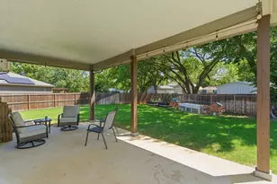 204 Countryside Dr, Aubrey, TX 76227 - Photo 6