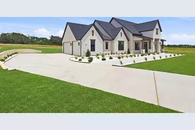 1024 Ranch Vista Road, Granbury, TX 76049 - Photo 2
