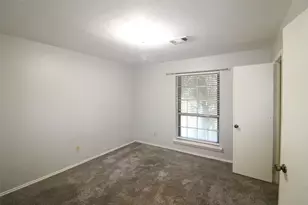 2203 Glen Forest Ln, Plano, TX 75023 - Photo 10
