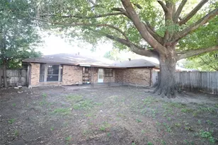 2203 Glen Forest Ln, Plano, TX 75023 - Photo 18