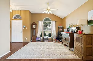 1005 Darren Dr, Burleson, TX 76028 - Photo 2