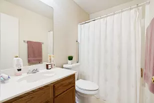 1005 Darren Dr, Burleson, TX 76028 - Photo 20