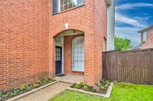 559 Raintree Cir, Coppell, TX 75019 - Photo 4