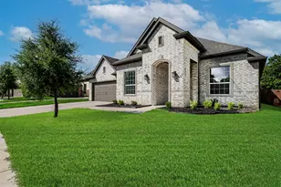 1068 Wildwood Dr, Joshua, TX 76058 - Photo 4