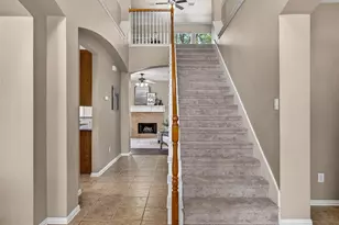 812 Cascades Dr, Allen, TX 75002 - Photo 8
