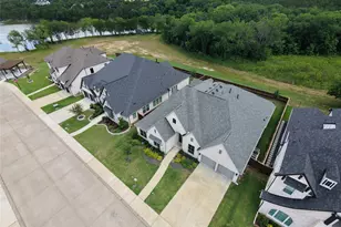 2834 Midlake Dr, Midlothian, TX 76065 - Photo 2