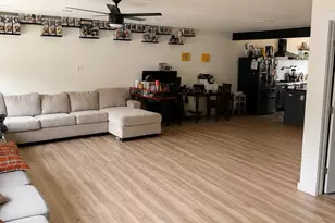 2122 Riviera Dr, Dallas, TX 75211 - Photo 2