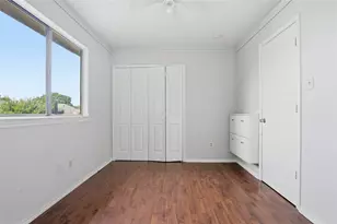 2142 Falcon Ridge Dr, Carrollton, TX 75010 - Photo 16