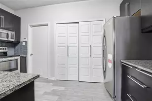 2142 Falcon Ridge Dr, Carrollton, TX 75010 - Photo 12