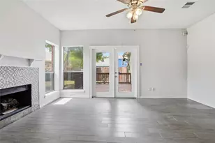 2142 Falcon Ridge Dr, Carrollton, TX 75010 - Photo 8