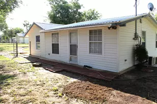 303 S Lennox St, Stephenville, TX 76401 - Photo 1