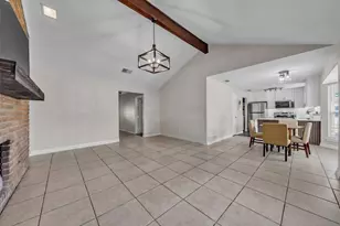 6801 Penhurst Dr, Fort Worth, TX 76133 - Photo 4