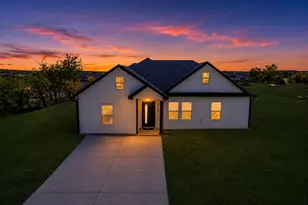120 Brookview Dr, Bridgeport, TX 76426 - Photo 2
