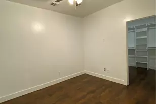 134 W Cober Dr, Grand Prairie, TX 75051 - Photo 12