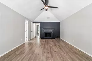 9107 Sweetwater Dr, Dallas, TX 75228 - Photo 12