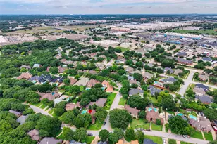 4930 High Creek Dr, Arlington, TX 76017 - Photo 32
