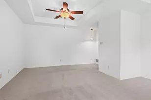 4930 High Creek Dr, Arlington, TX 76017 - Photo 18