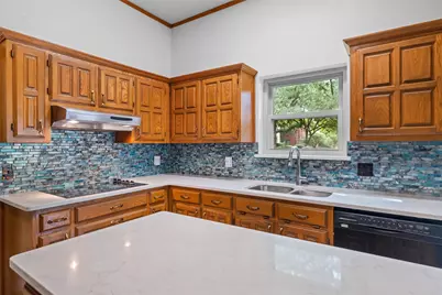 4930 High Creek Drive, Arlington, TX 76017 - Photo 10