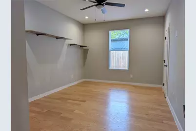 2871 E Overton Road, Dallas, TX 75216 - Photo 16