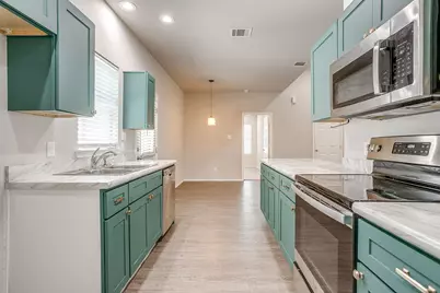 411 W Gould Street, Hillsboro, TX 76645 - Photo 16