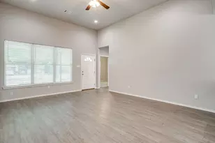 411 W Gould St, Hillsboro, TX 76645 - Photo 6