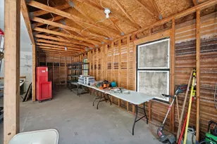 250 County Road 0017, Corsicana, TX 75110 - Photo 32