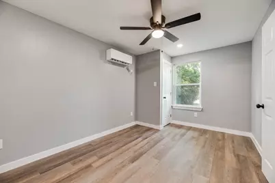 1512 Sherman Street, Arlington, TX 76012 - Photo 16