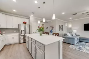 9201 Twilight Trl, McKinney, TX 75071 - Photo 16