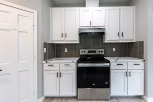 328 E Norway St, Walnut Springs, TX 76690 - Photo 10