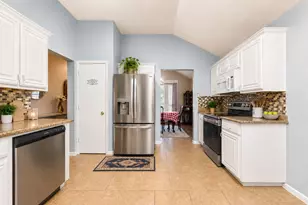 8962 Winding River Dr, Fort Worth, TX 76118 - Photo 10