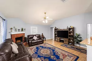 8962 Winding River Dr, Fort Worth, TX 76118 - Photo 4