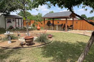 2229 Birch Dr, Little Elm, TX 75068 - Photo 6