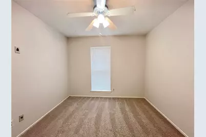 2121 Spanish Trail, Irving, TX 75060 - Photo 12