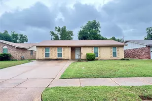 2121 Spanish Trail, Irving, TX 75060 - Photo 1
