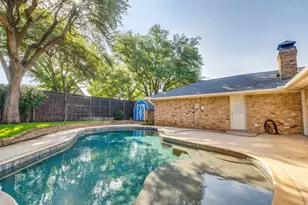 2020 Normandy Dr, Hurst, TX 76054 - Photo 26