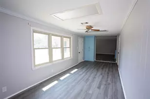 417 Summitt Ave, Graham, TX 76450 - Photo 12