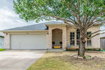 1937 Fox Meadow Trail, Grand Prairie, TX 75052 - Photo 1