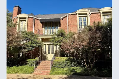 4 Hallshire Court, Dallas, TX 75225 - Photo 2