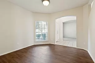 732 Fox Run Trail, Saginaw, TX 76179 - Photo 2