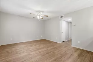 218 N Texas Blvd, Denton, TX 76201 - Photo 6